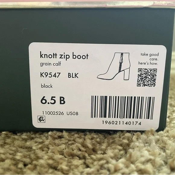 Kate Spade Leather Ankle Knott Zip Boot in Black size 6.5 - Picture 8 of 9